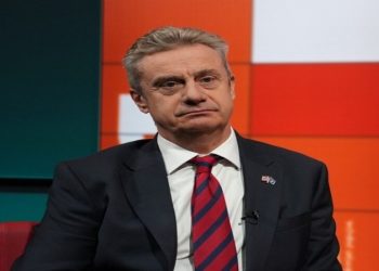 Ambasadori britanik: Ngërçi politik po e lë Kosovën pa zë ndërkombëtar