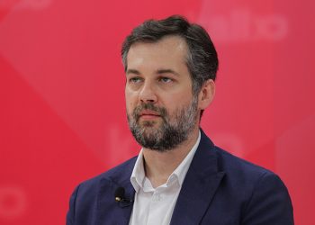 Çeku i kthen përgjigjen Përparim Ramës: Të ftova për debat ku jemi vetëm unë e ti, qëndroj prapa fjalëve