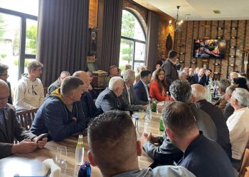 Meholli i Vetëvendosjes premton gjashtë çerdhe për një mandat