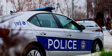 Një serb dhe një franceze u ndaluan nga Policia në Koshare