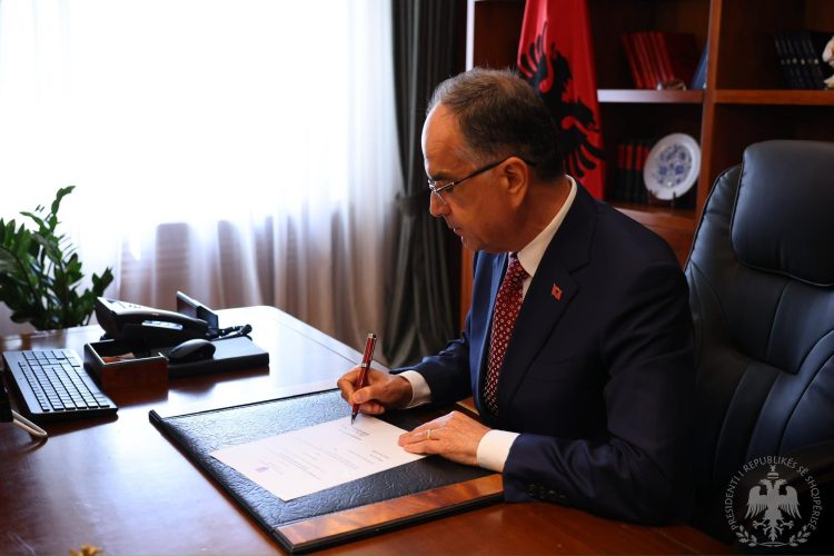 Begaj nënshkruan dekretin për thirrjen e Legjislaturës së 11-të: Shqipëria në moment historik drejt BE-së