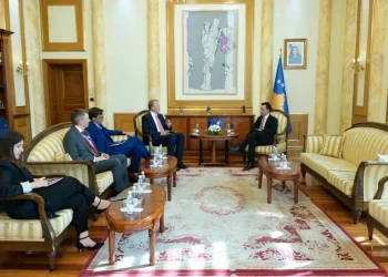 Basha kërkon nga Bashkimi Evropian heqjen e masave ndaj Kosovës