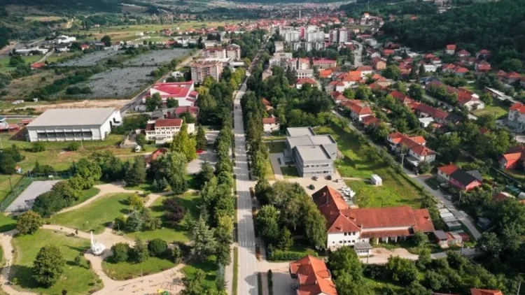 Nuk e mbështetën Listën Serbe, Serbia largon nga puna dy politikanë nga institucionet paralele të Kamenicës