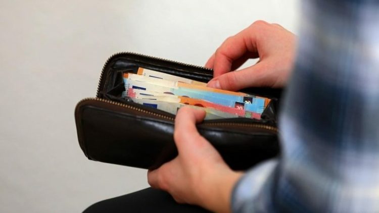 Conte flet për mungesën e Amir Rrahmanit