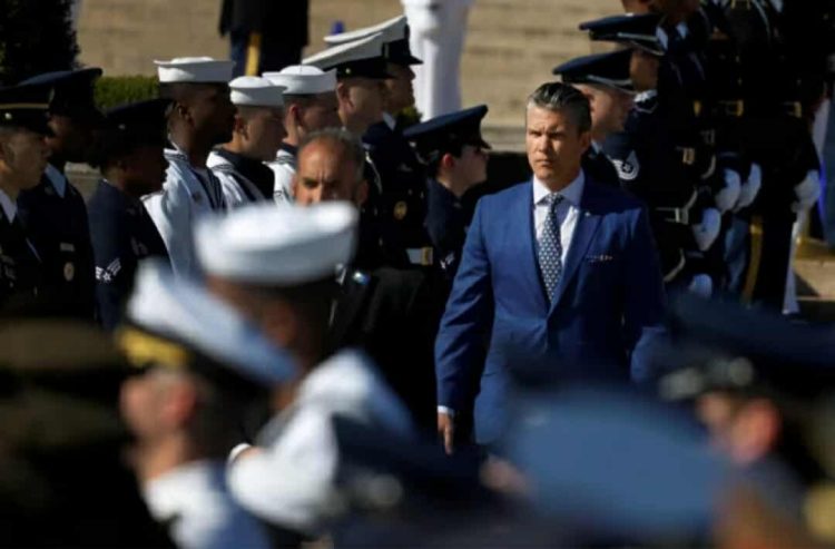 SHBA, Sekretari i Lu*ftës urdhëron qindra oficerë të lartë ushtarakë për një takim shumë të pazakontë