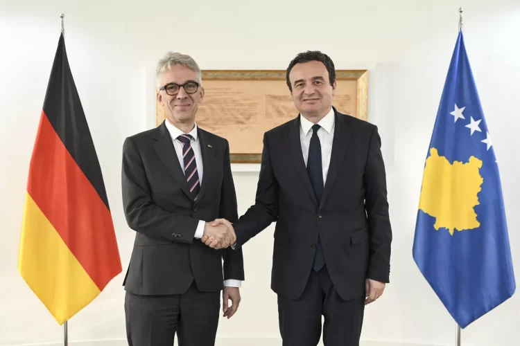 Kurti mirëpriti ambasadorin e ri të Gjermanisë, Rainer Rudolph