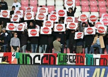 Vazhdojnë protestat e italianëve që kërkojnë moszhvillimin e ndeshjes me Iz*raelin