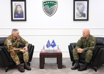 Jashari pret në takim lamtumirës Barduanin, e falënderon për bashkëpunimin