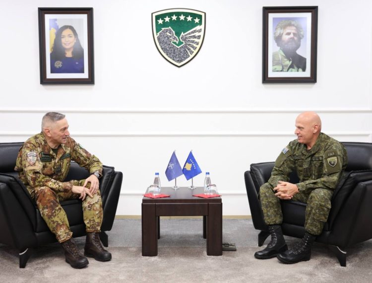 Jashari pret në takim lamtumirës Barduanin, e falënderon për bashkëpunimin