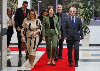Bislimi takoi ministren për Evropë, Integrim dhe Familje të Austrisë