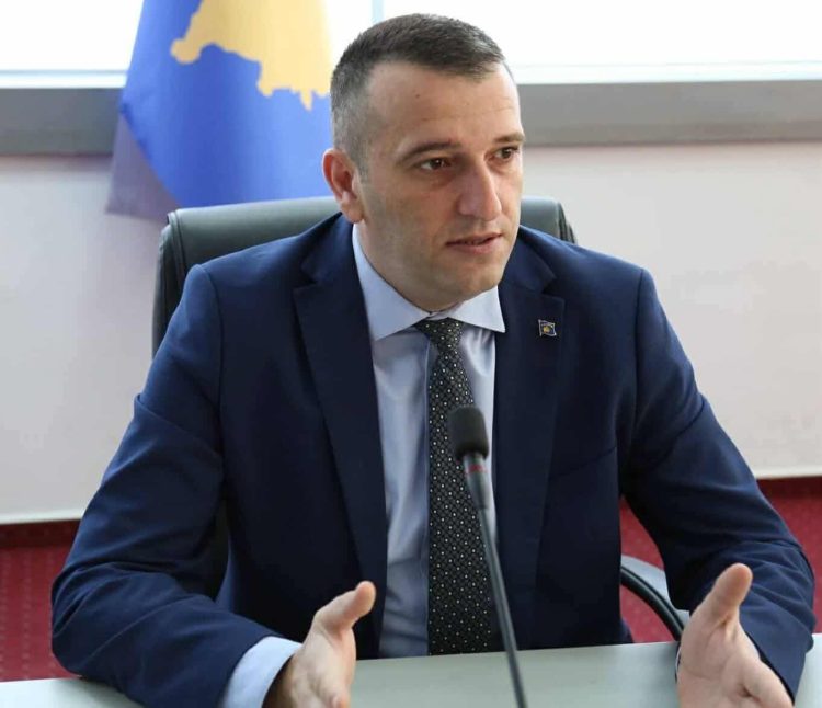 Reagojnë qytetarët llapjanë: Arrestimi i Shehollit, lajm i mirë – të largohet përgjithmonë nga jeta publike