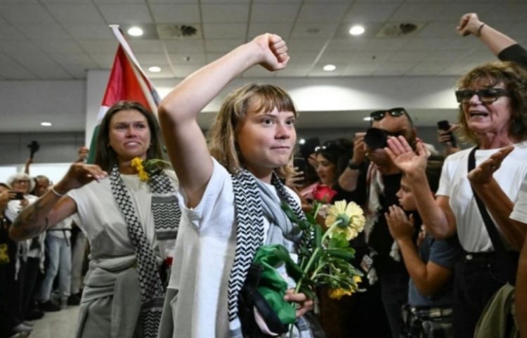 Thunberg mbërrin në Athinë: Po ndodh një gje*nocid para syve tanë