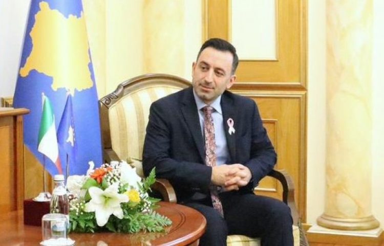 Basha viziton anëtarët e aksi*dentuar të KQZ-së, u ofron mbështetje