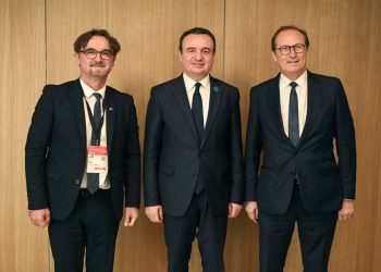 Kurti dhe Fuchs flasin për avancimin e rrugëtimit të Kosovës drejt BE-së