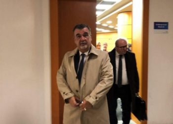 U qëllua me ar*më brenda Gjykatës në Tiranë, vd*es gjyqtari Astrit Kalaja (VIDEO)