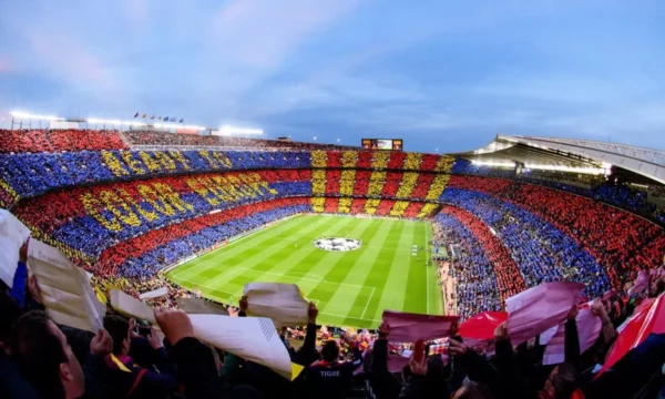 Barcelona e konfirmon shtyrjen e rikthimit në Camp Nou