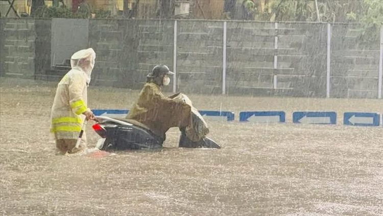 Përmbytje dhe rrëshqitje dheu në Vietnam, 8 të vd*ekur dhe 5 të zhd*ukur