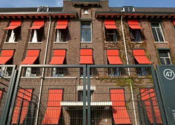 Rasti i Thaçit dhe tjerëve kundër administrimit të drejtësisë, urdhërohen palët që të rishikojnë parashtrimet konfidenciale