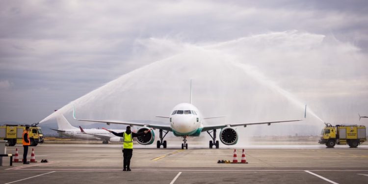 Fluturimi i parë direkt Prishtinë – Xhida, Durmishi: Po lidhemi me botën