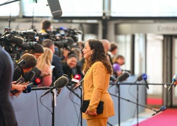 Osmani: Vuçiq po e kopjon Putinin me taktika agresioni ndaj fqinjëve