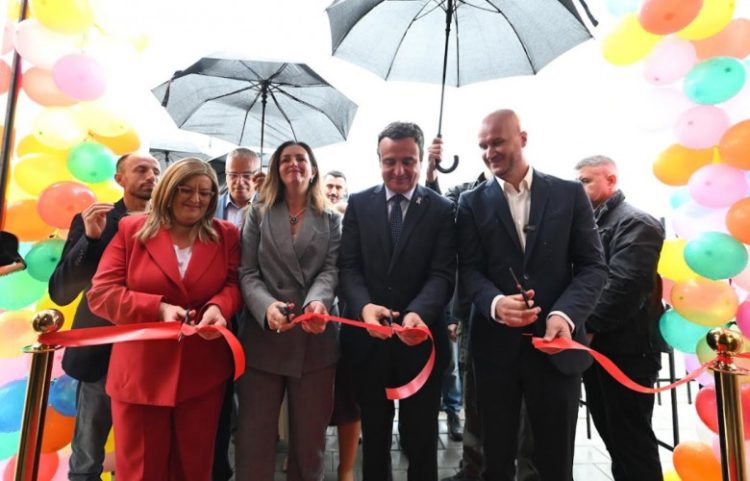 Kurti në përurim të çerdhes: Fëmijët e tashmja dhe e ardhmja e shtetit