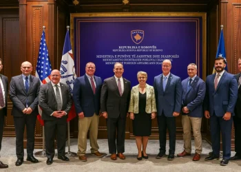 Gërvalla pret në një takim delegacionin e drejtuesve të institucioneve të zbatimit të ligjit nga Iowa