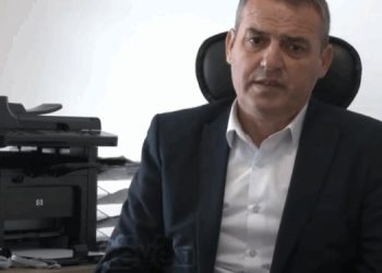 “E ka kuptuar që po humb zgjedhjet” – Opozita në Viti akuzon kryetarin Haliti për nepotizëm