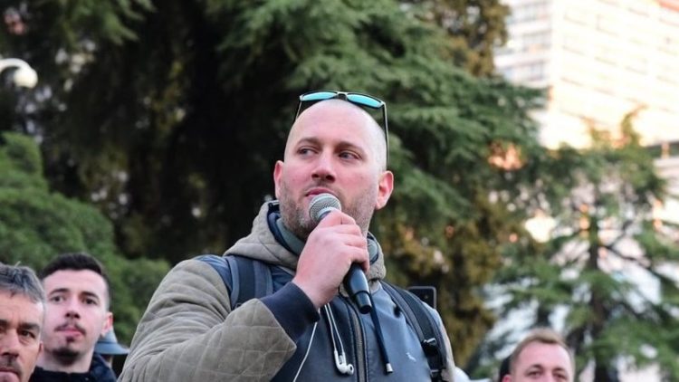 Aktori Florjan Binaj shpall kandidaturën për Bashkinë e Tiranës