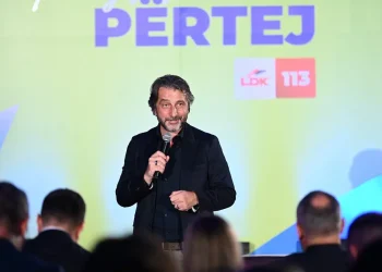 ‘Lajthit’ Rama: Liburn Aliu më tha “Nuk ta nënshkruan Hekurani”