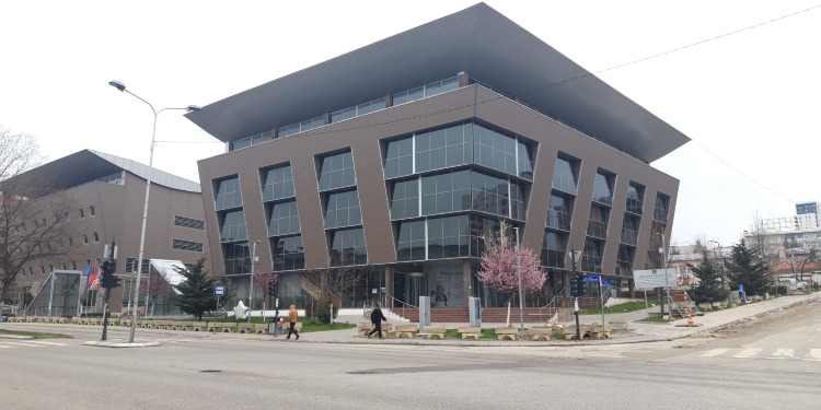 Afati i fundit për verifikimin e aplikimeve për tekstet shkollore – Deri më 10 tetor 2025