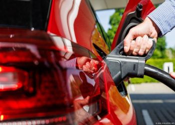 Gjermani: Zgjatet përjashtimi i taksës për makinat elektrike