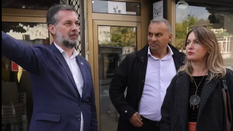 Çeku viziton qendrën historike të Prishtinës, e quan zemra e trashëgimisë dhe turizmit të qytetit (VIDEO)