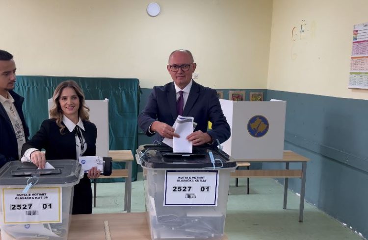 Voton Agim Aliu në Balaj të Ferizajt