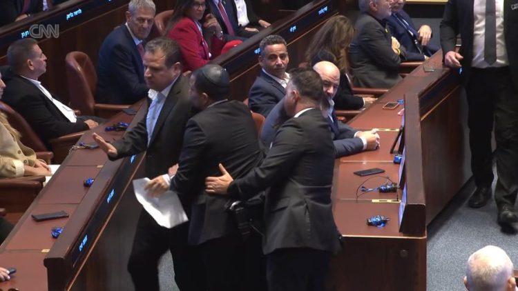 Çfarë i thanë Trump-it deputeti arab dhe kolegu i tij izraelit, që u përzunë nga salla