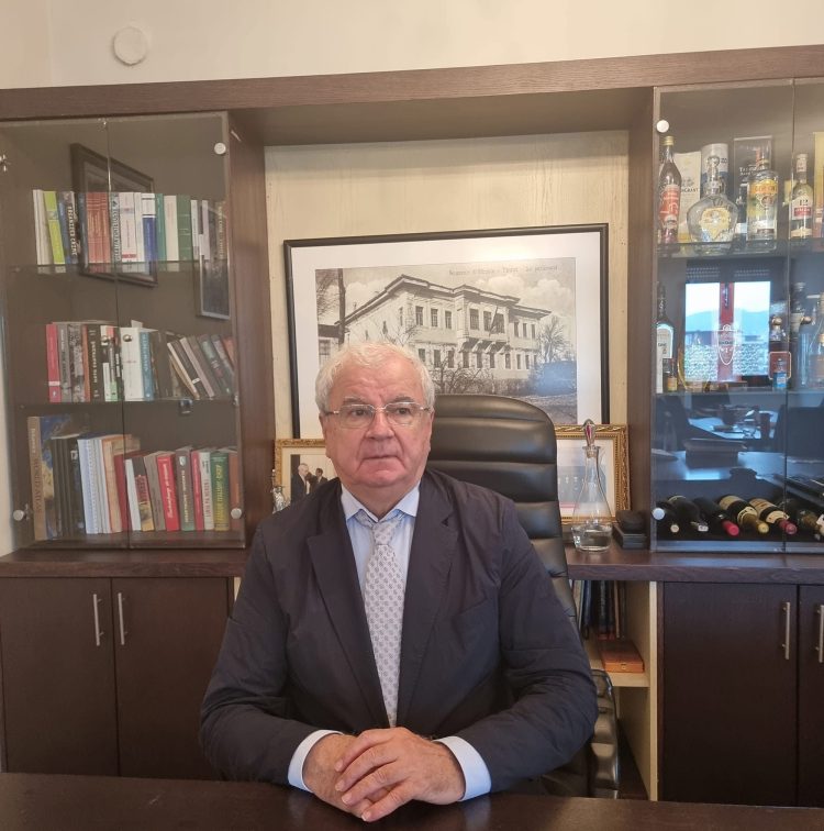 Ligësia që ka me Kosovën, avokati shqiptar ‘godet’ Edi Ramën – ia përmend Serbinë dhe disa gjëra!