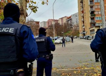 Operacion policor në Zubin Potok dhe Zveçan, bastisje në nëntë lokacione