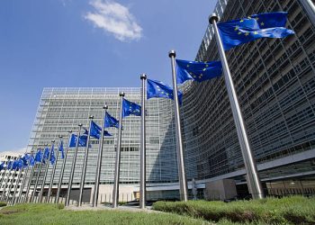 Kosova i drejtohet BE-së: “Hiqni sanksionet, nuk meritojmë të ndëshkohemi”