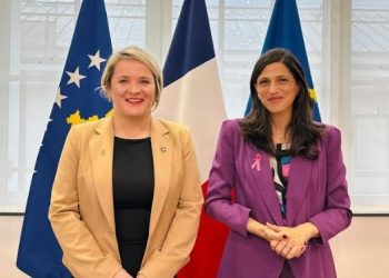 Gashi: Kosova forcon lidhjet me Francën në arsim, kulturë dhe sport