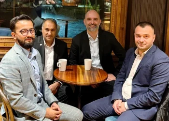 LVV forcon aleancat për raundin e balotazhit në Prizren, bashkëpunim me partinë e Albert Kinollit