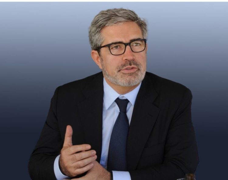 Përparim Rama në protestë me djalin e Thaçit – heshtja e LDK-së, absurdi i radhës