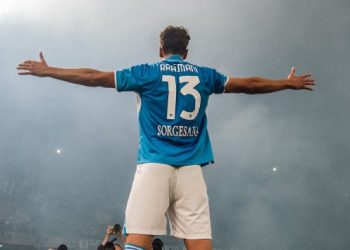 Amir Rrahmani rinovon kontratën me Napolin deri në vitin 2028