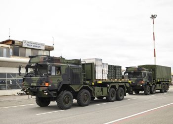 Dronët turq në Kosovë “shastisin” Serbinë, gjenerali serb telefonon “urgjentisht” komandantin e KFOR-it