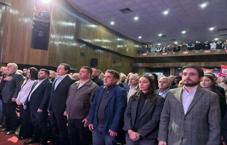 Kurti premton investime dhe përmirësim të jetës së qytetarëve në Vushtrri