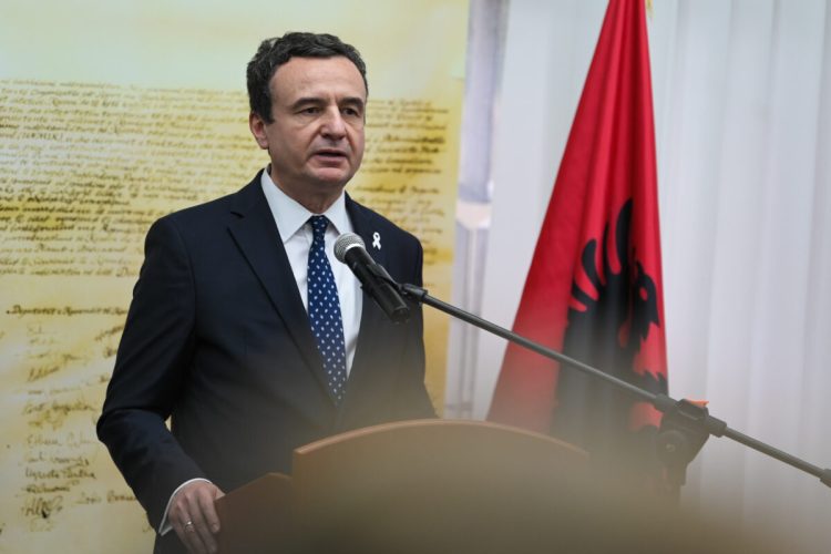 Kurti mori pjesë në ekspozitën ekspozita “Koha e shndërrimit Kosova – 1968-1981: dokumente dhe dëshmi”