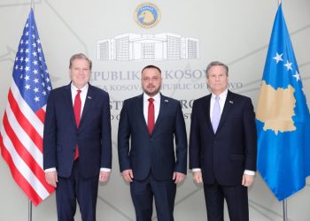 Maqedonci: Vizita e delegacionit të SHBA-së riafirmon partneritetin në mbrojtje