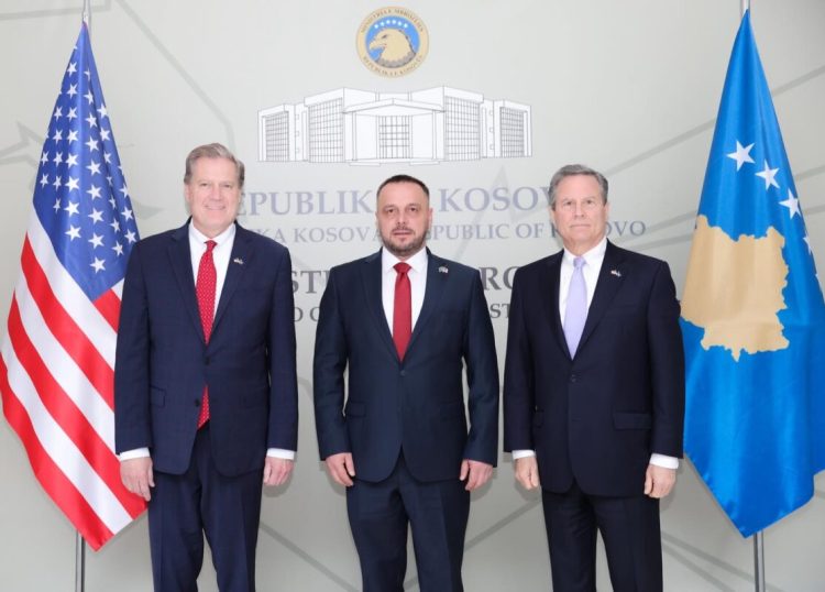 Maqedonci: Vizita e delegacionit të SHBA-së riafirmon partneritetin në mbrojtje