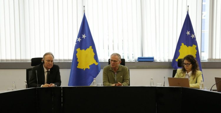 Bislimi takon përfaqësuesit e Shoqatës së Industrisë dhe Biznesit nga Bursa e Turqisë