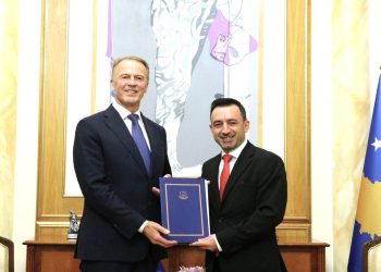 Basha pranon Raportin e Progresit, nënvizon avancimin e Kosovës drejt BE-së