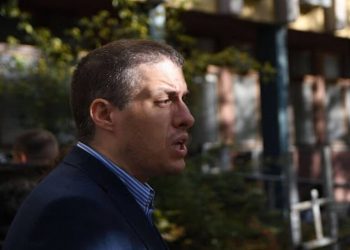 Kallëzim penal ndaj Radojçiqit e Ushtrisë Serbe për pl@gosje e rrëm*bim