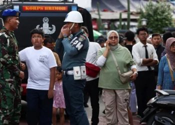 54 persona të pl@gosur nga shp*ërthimi në një xhami në Xhakartë